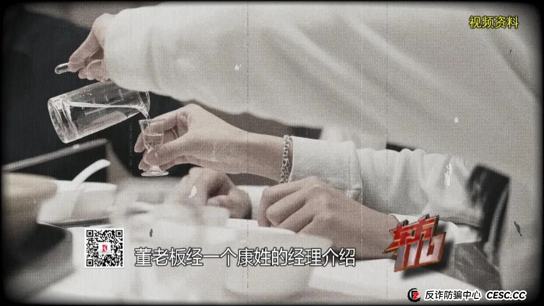 太炸裂了！沪一家庭主妇甩掉前夫，花费上亿包养小10岁新老公...