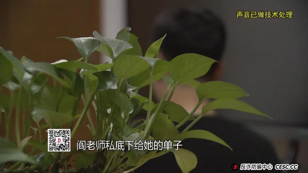 太炸裂了！沪一家庭主妇甩掉前夫，花费上亿包养小10岁新老公...