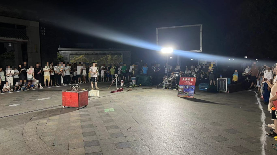 “免费马戏团表演”藏陷阱！多在小区、公园出没，有人被骗了(11)